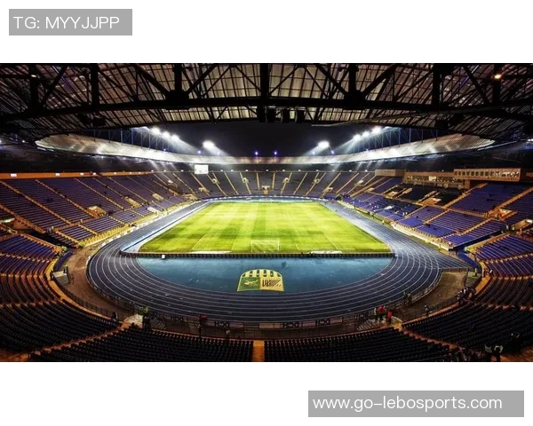 笼式足球场:小空间大激情,体验足球的无限乐趣与团队协作的魅力